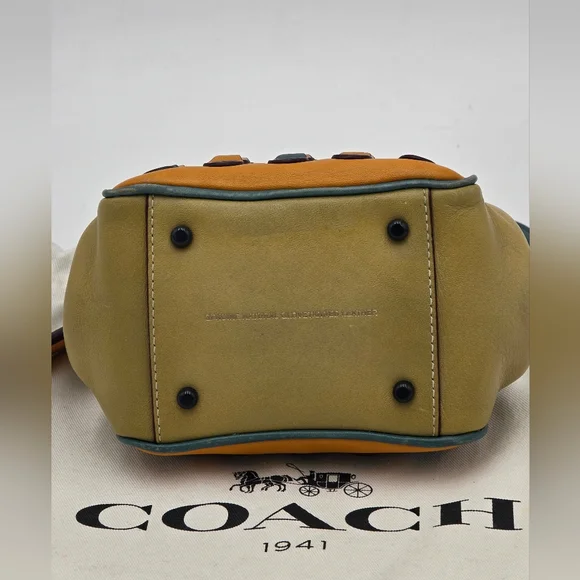 š„RAREš„Coach 1941 Double Kisslock Frame 23 W/ Links Goldenrod Multi - Picture 4 of 16